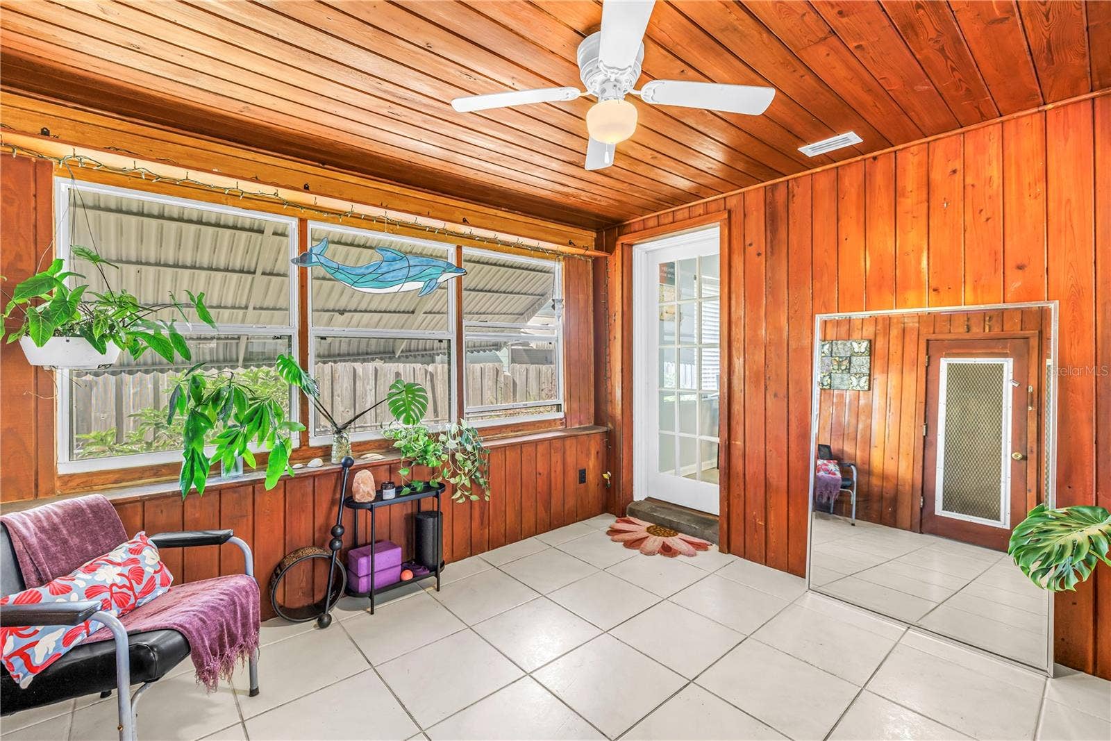 2450 37TH AVENUE N, St Petersburg, FL 33713