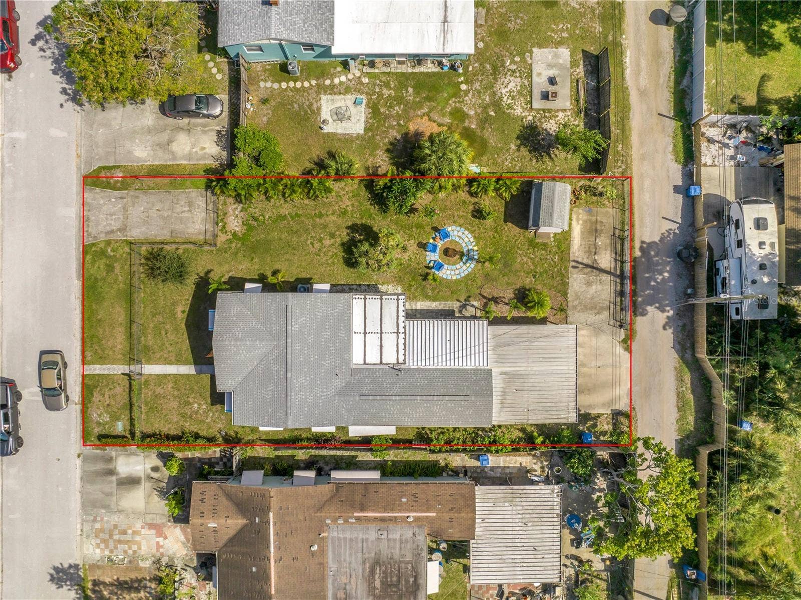 2450 37TH AVENUE N, St Petersburg, FL 33713
