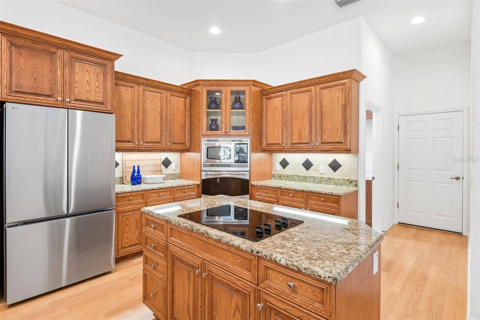 19818 SEA RIDER WAY, Lutz, FL 33559