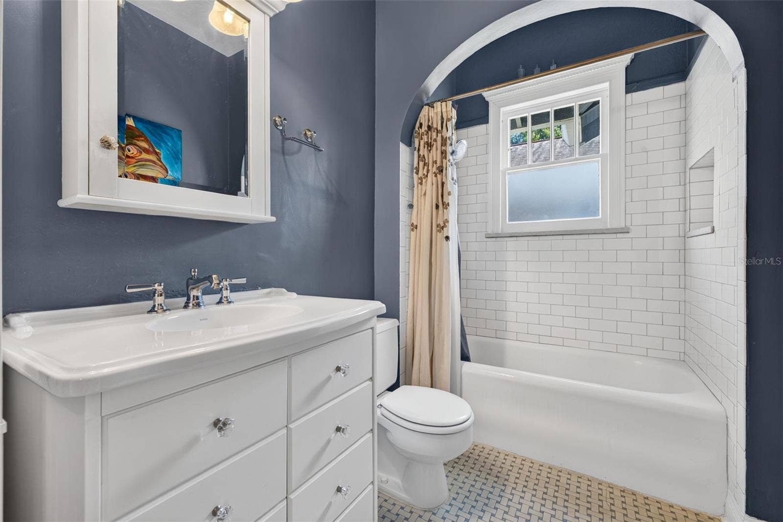 845 28TH AVENUE N, St Petersburg, FL 33704