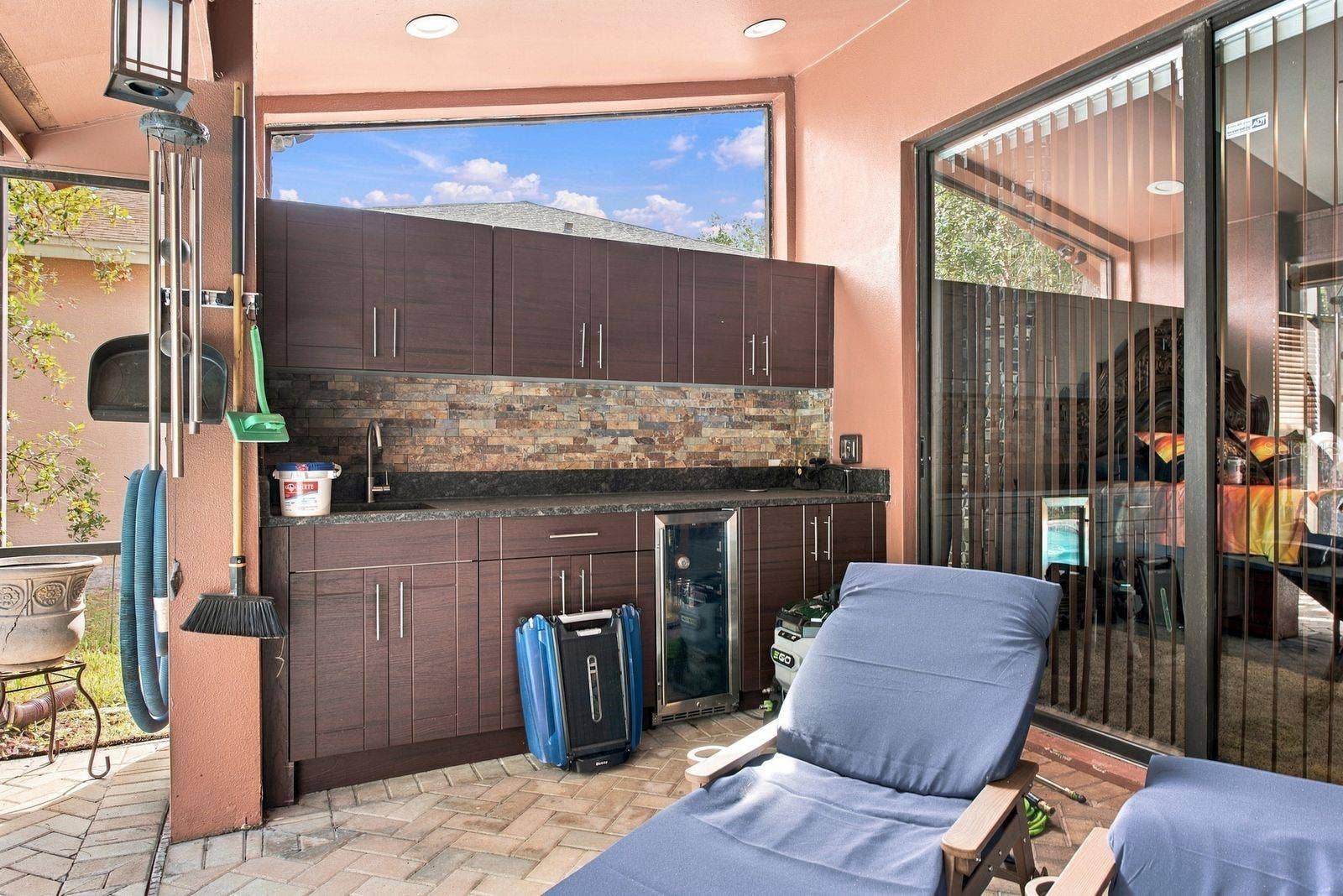537 CENTERWOOD DRIVE, Tarpon Springs, FL 34688