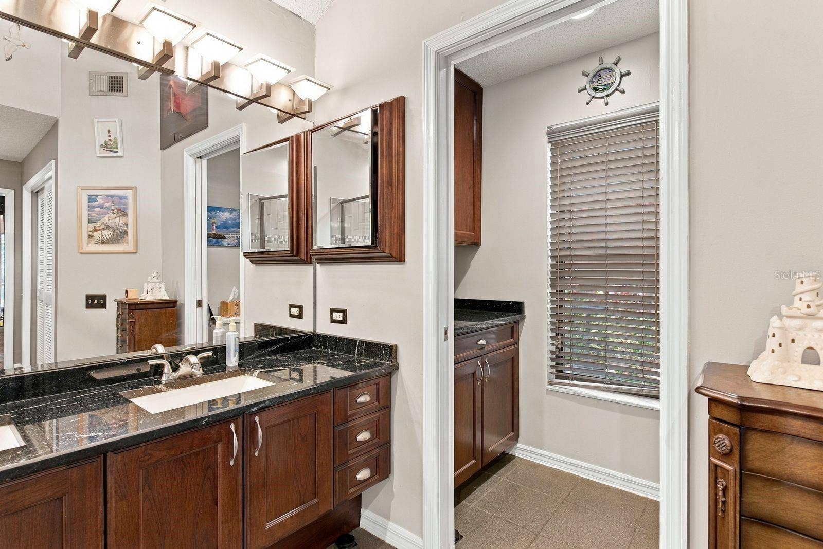 537 CENTERWOOD DRIVE, Tarpon Springs, FL 34688