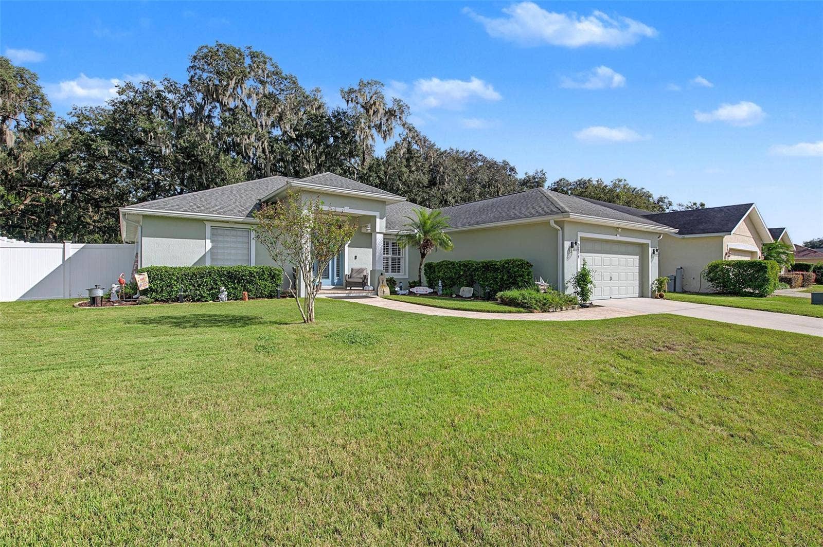 5294 HIDDEN OAKS DRIVE, Lakeland, FL 33811