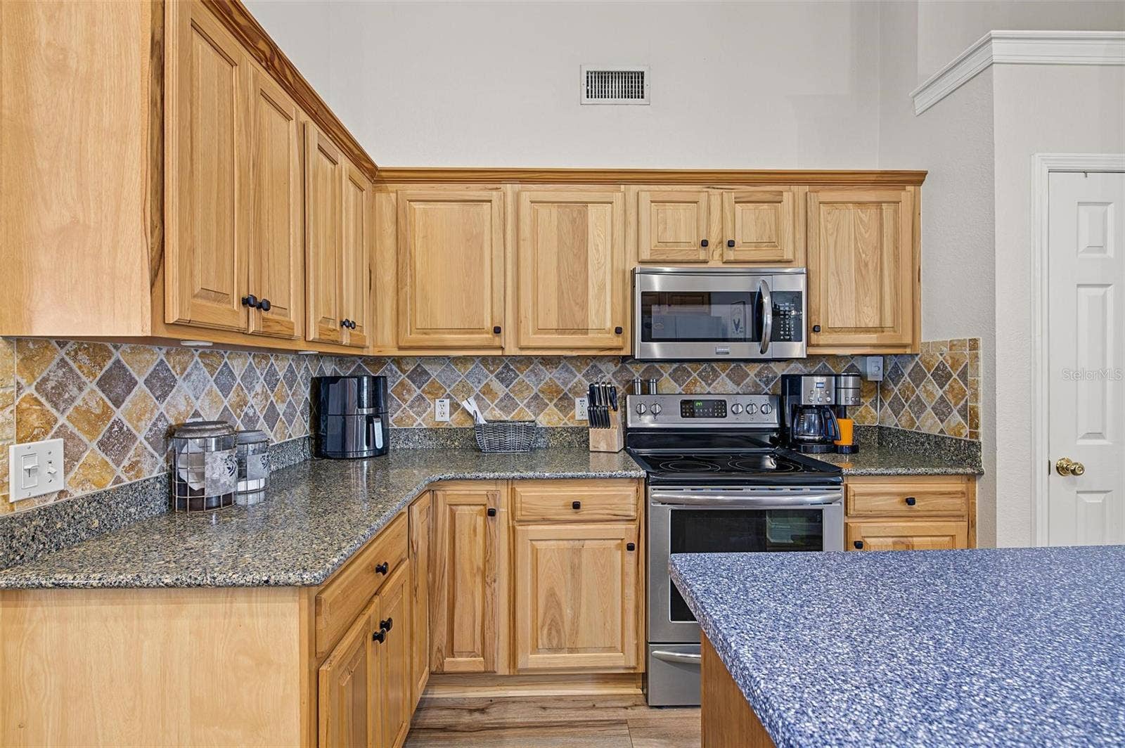 5294 HIDDEN OAKS DRIVE, Lakeland, FL 33811