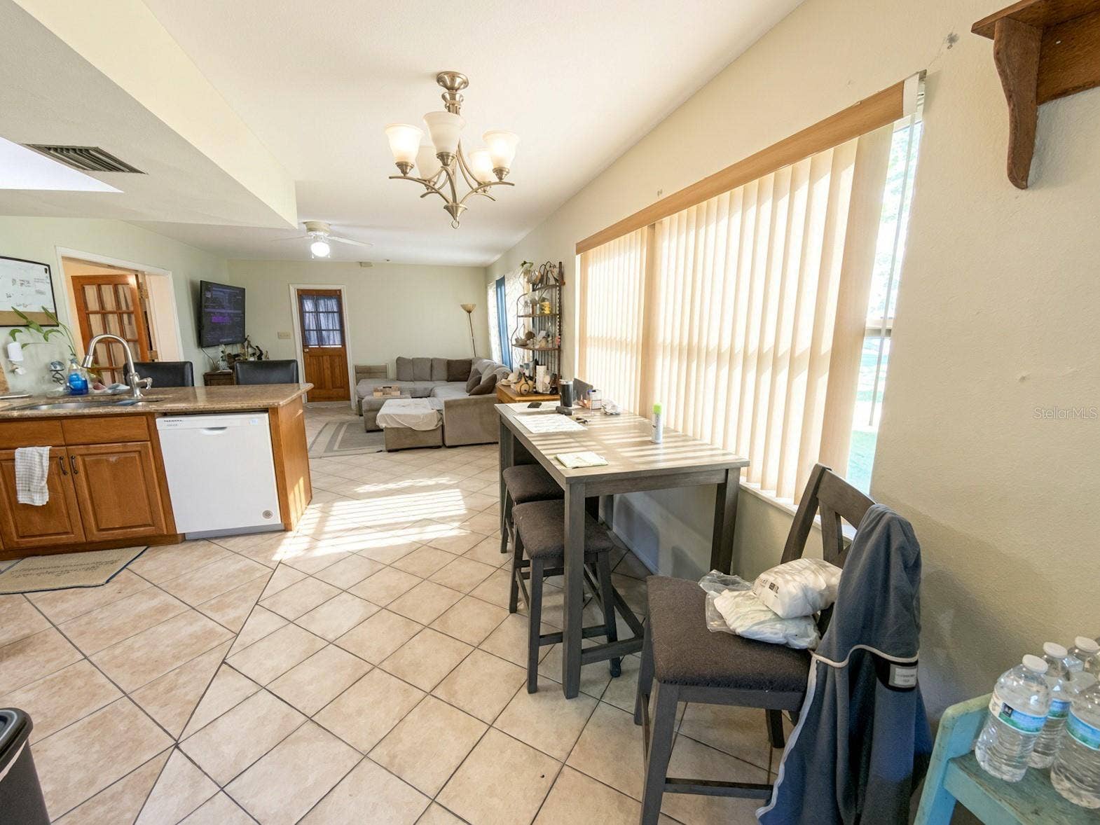 10569 DIXON DRIVE, Seminole, FL 33772 Kitchen
