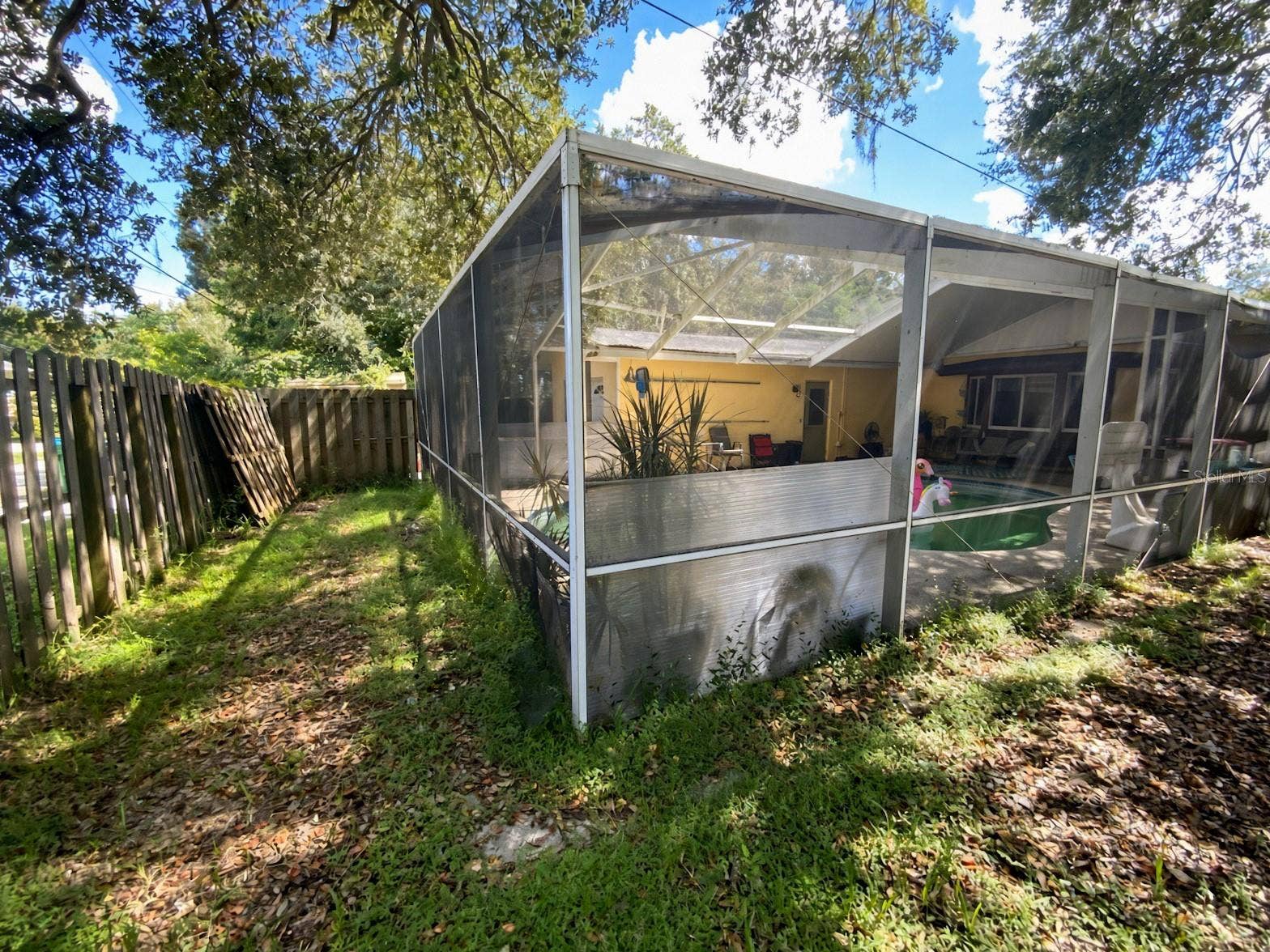 10569 DIXON DRIVE, Seminole, FL 33772 Pool