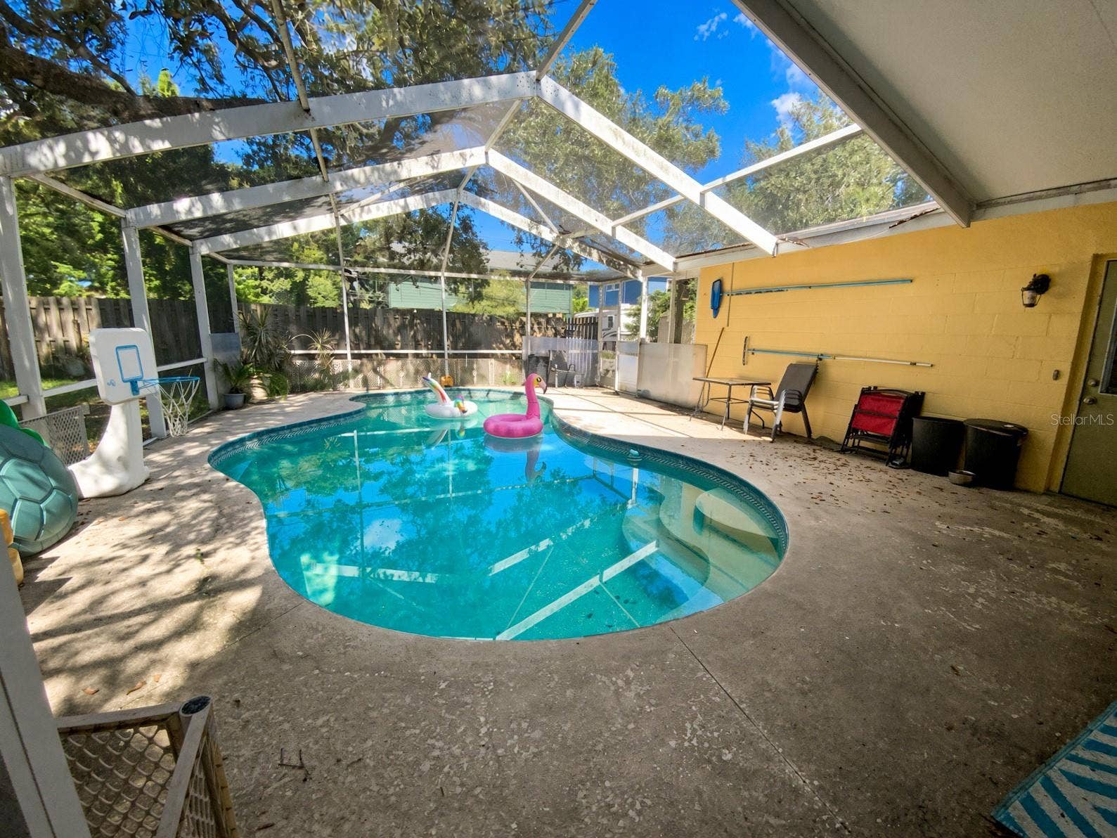 10569 DIXON DRIVE, Seminole, FL 33772 Pool