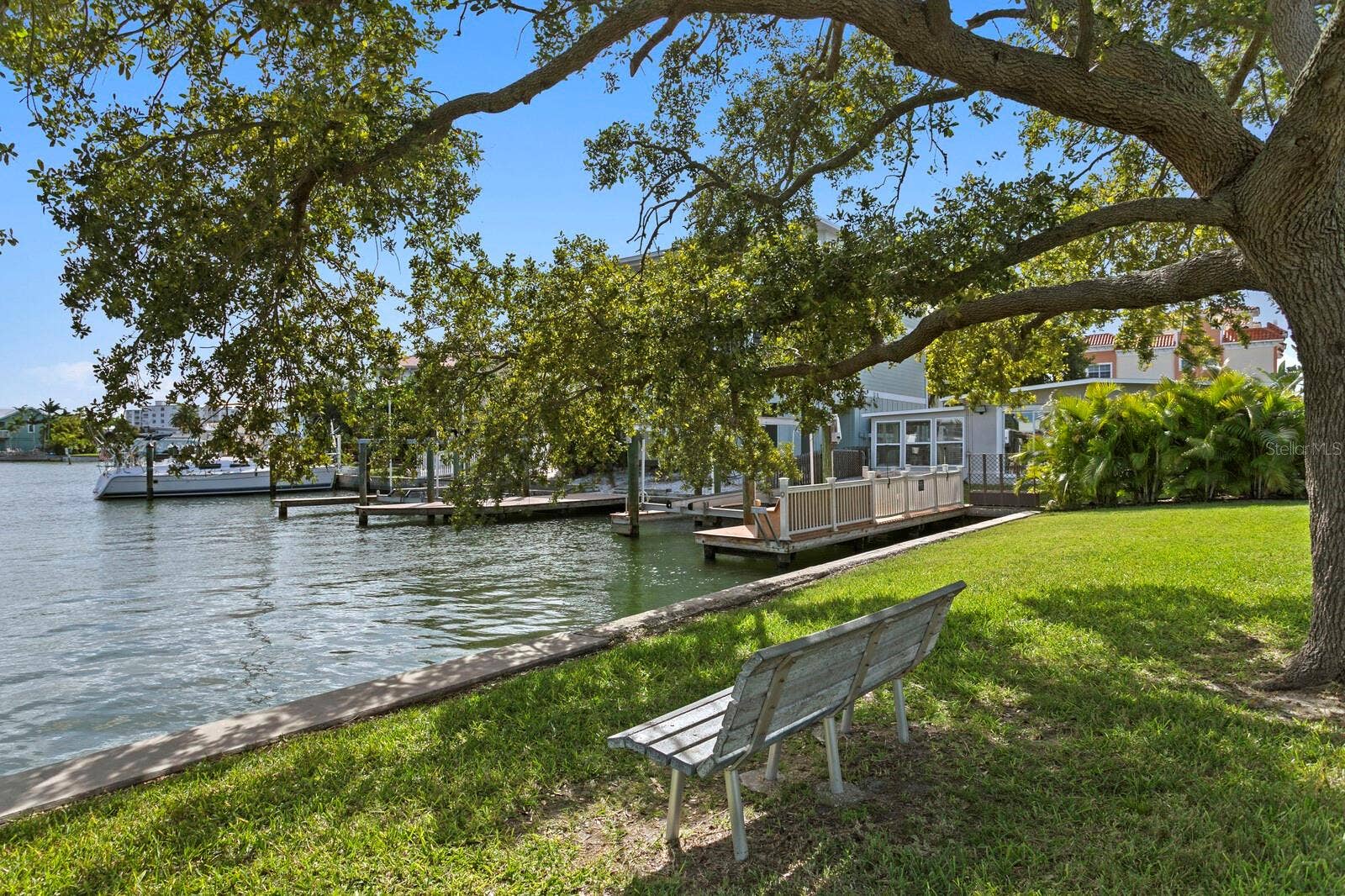 191 175TH AVENUE E, Redington Shores, FL 33708