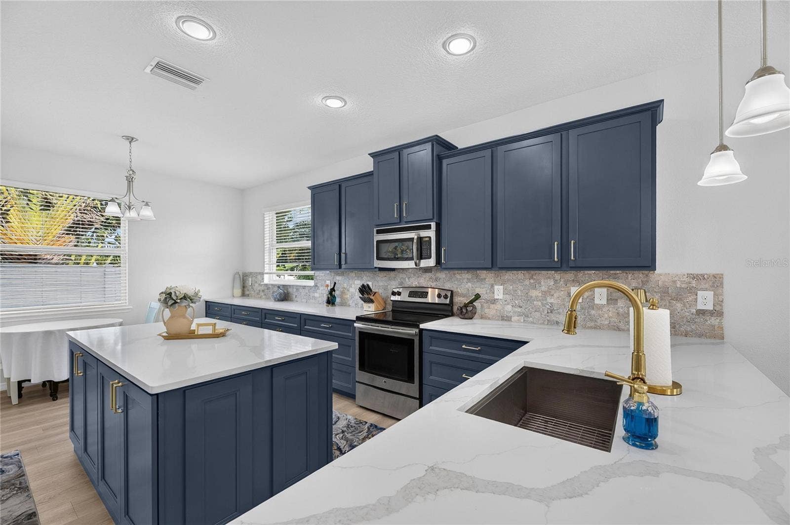 449 BAHAMA GRANDE BOULEVARD, Apollo Beach, FL 33572 449 BAHAMA GRANDE BOULEVARD, Apollo Beach, FL 33572