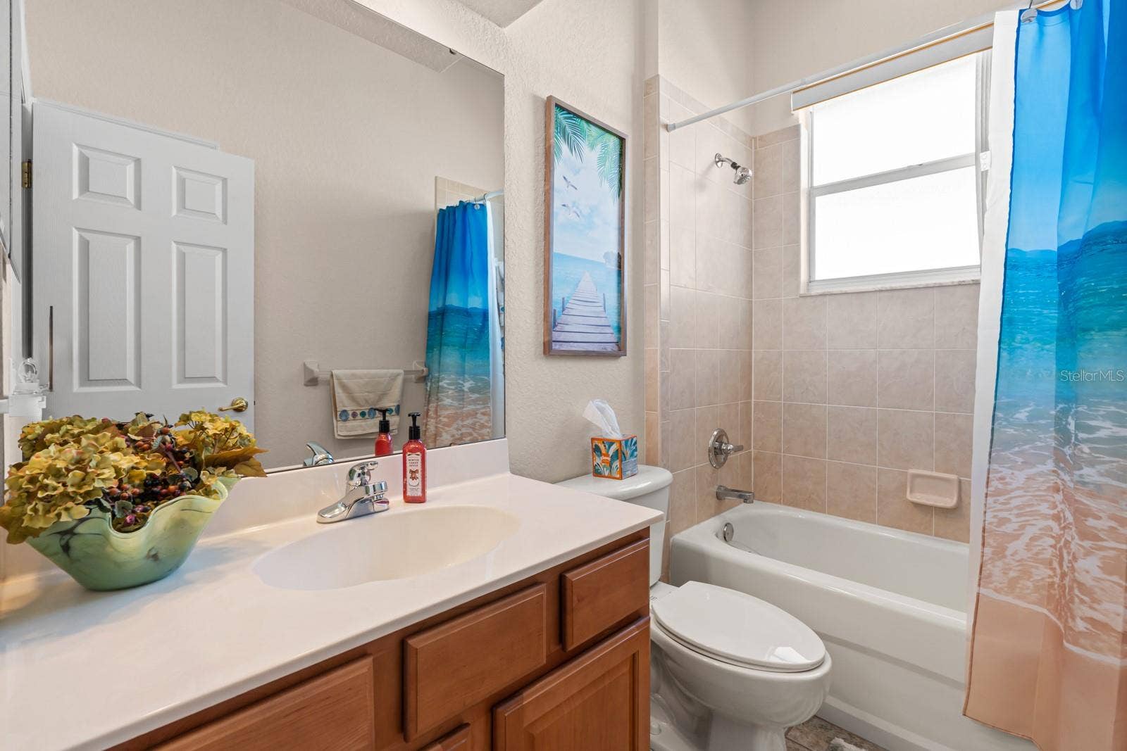 2751 HUNTINGTON HILLS DRIVE, Lakeland, FL 33810 2751 HUNTINGTON HILLS DRIVE, Lakeland, FL 33810