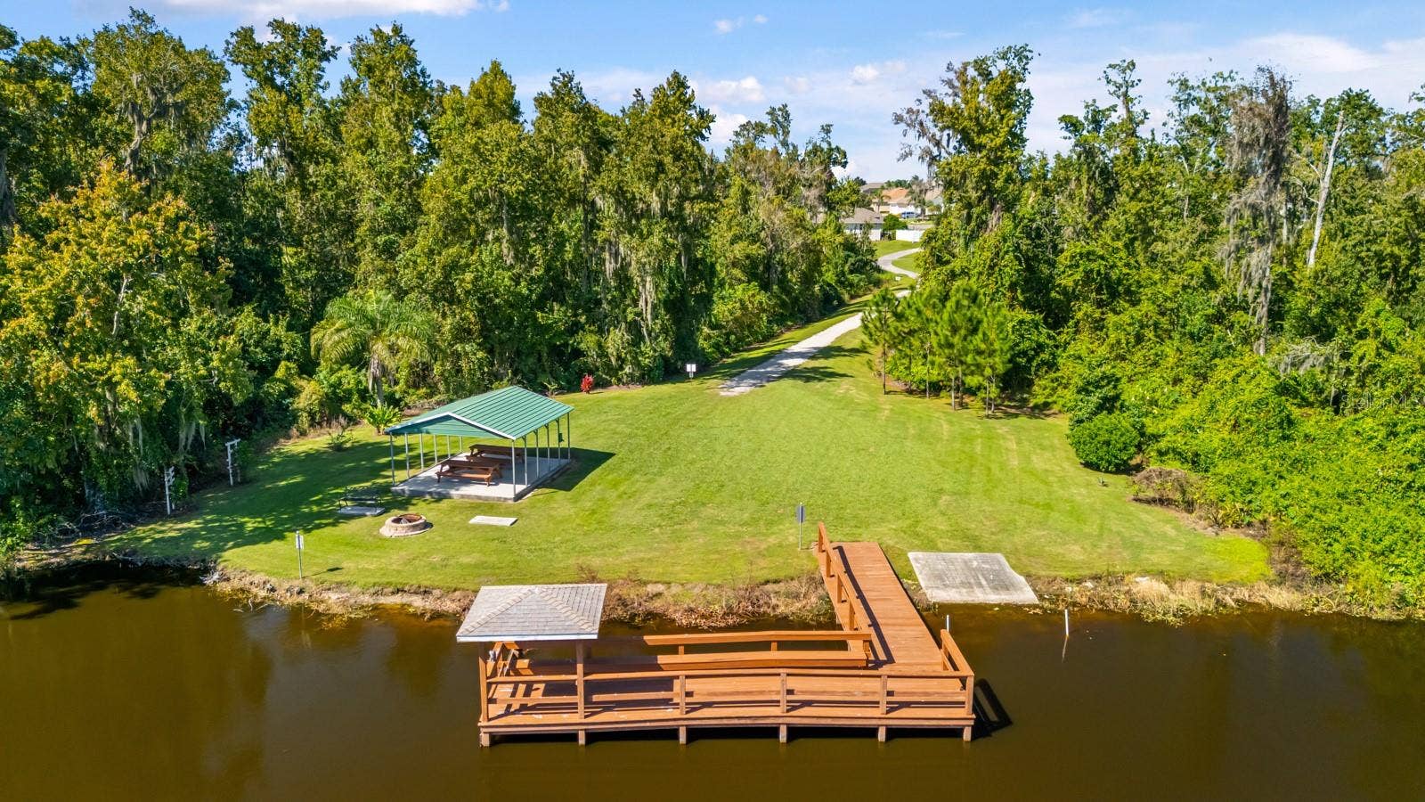 2751 HUNTINGTON HILLS DRIVE, Lakeland, FL 33810 2751 HUNTINGTON HILLS DRIVE, Lakeland, FL 33810