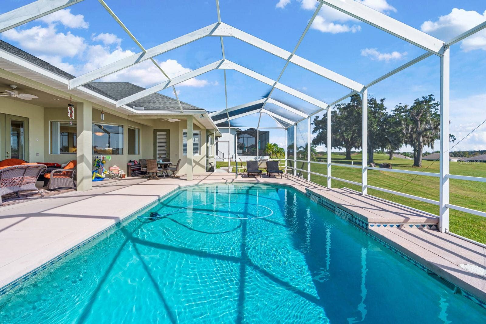 2751 HUNTINGTON HILLS DRIVE, Lakeland, FL 33810 2751 HUNTINGTON HILLS DRIVE, Lakeland, FL 33810