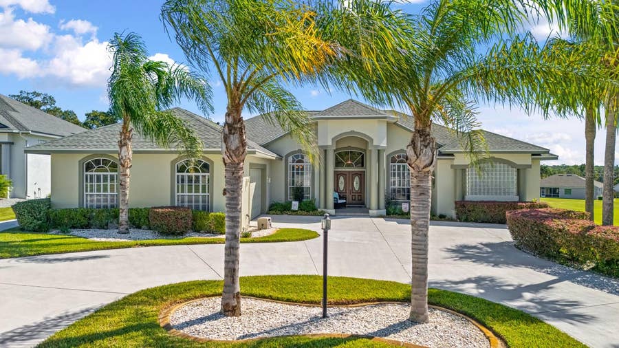 Property photo for 2751 HUNTINGTON HILLS DRIVE, Lakeland, FL
