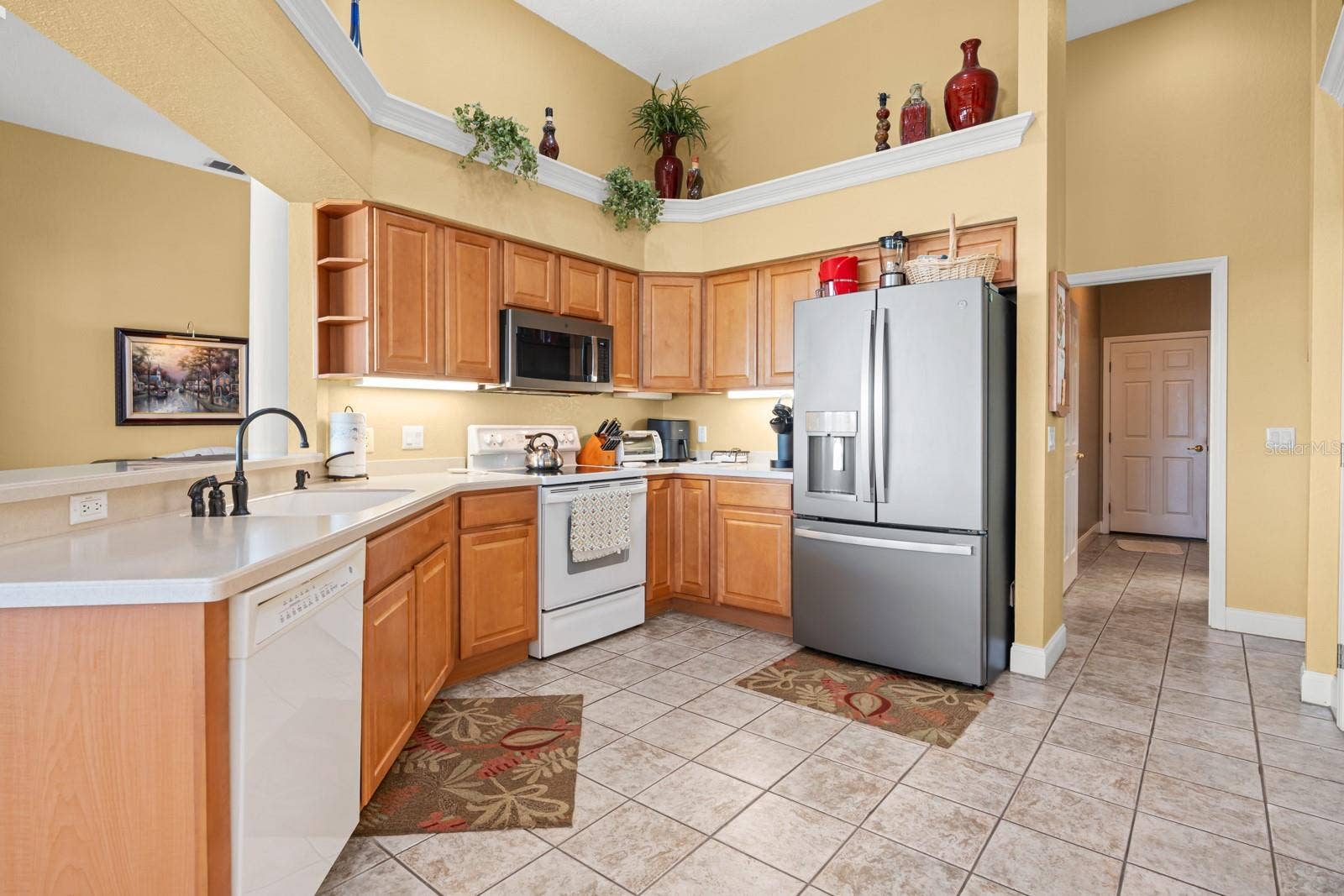 2751 HUNTINGTON HILLS DRIVE, Lakeland, FL 33810 2751 HUNTINGTON HILLS DRIVE, Lakeland, FL 33810