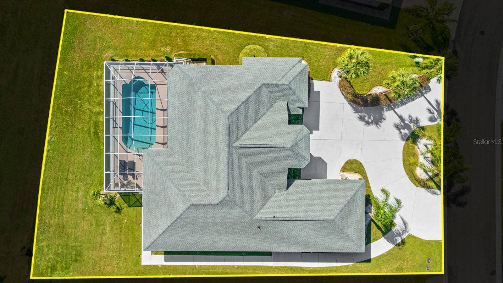2751 HUNTINGTON HILLS DRIVE, Lakeland, FL 33810 2751 HUNTINGTON HILLS DRIVE, Lakeland, FL 33810