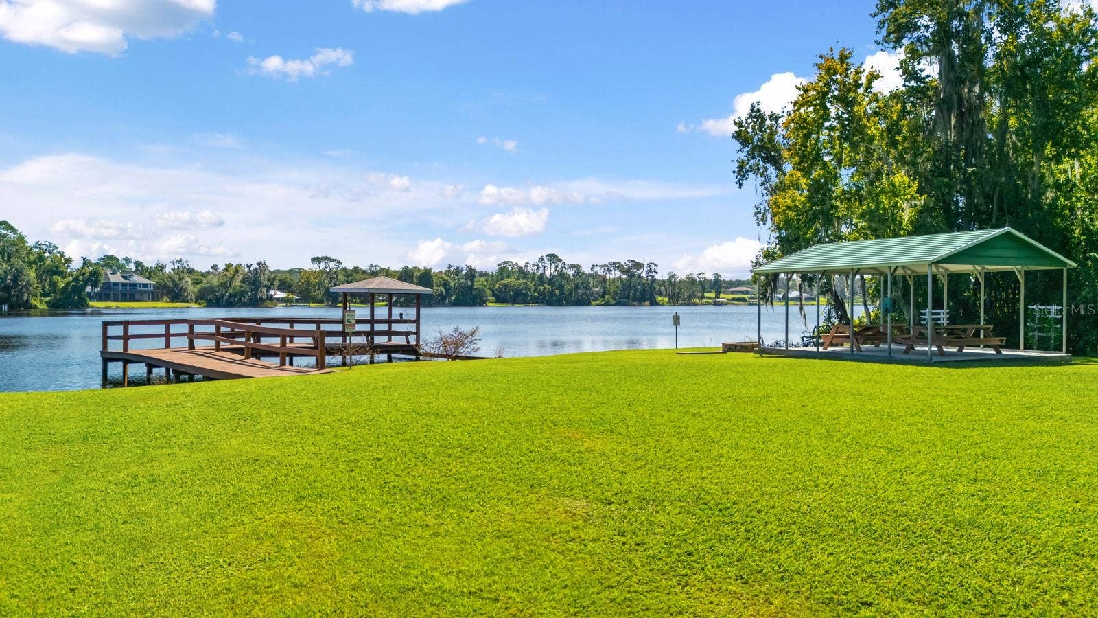 2751 HUNTINGTON HILLS DRIVE, Lakeland, FL 33810 2751 HUNTINGTON HILLS DRIVE, Lakeland, FL 33810