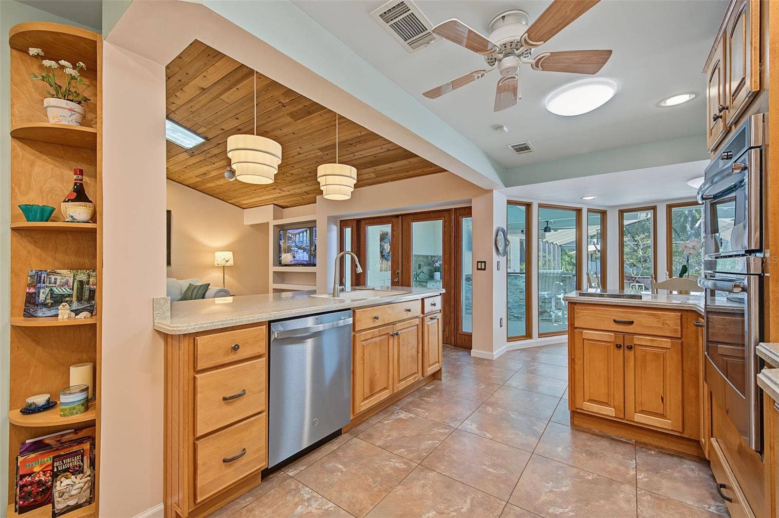 2334 TIVERTON COURT, Dunedin, FL 34698 2334 TIVERTON COURT, Dunedin, FL 34698