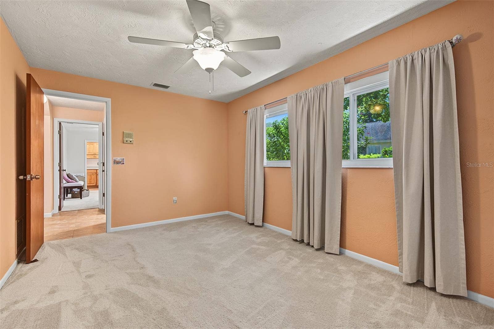 2334 TIVERTON COURT, Dunedin, FL 34698 2334 TIVERTON COURT, Dunedin, FL 34698