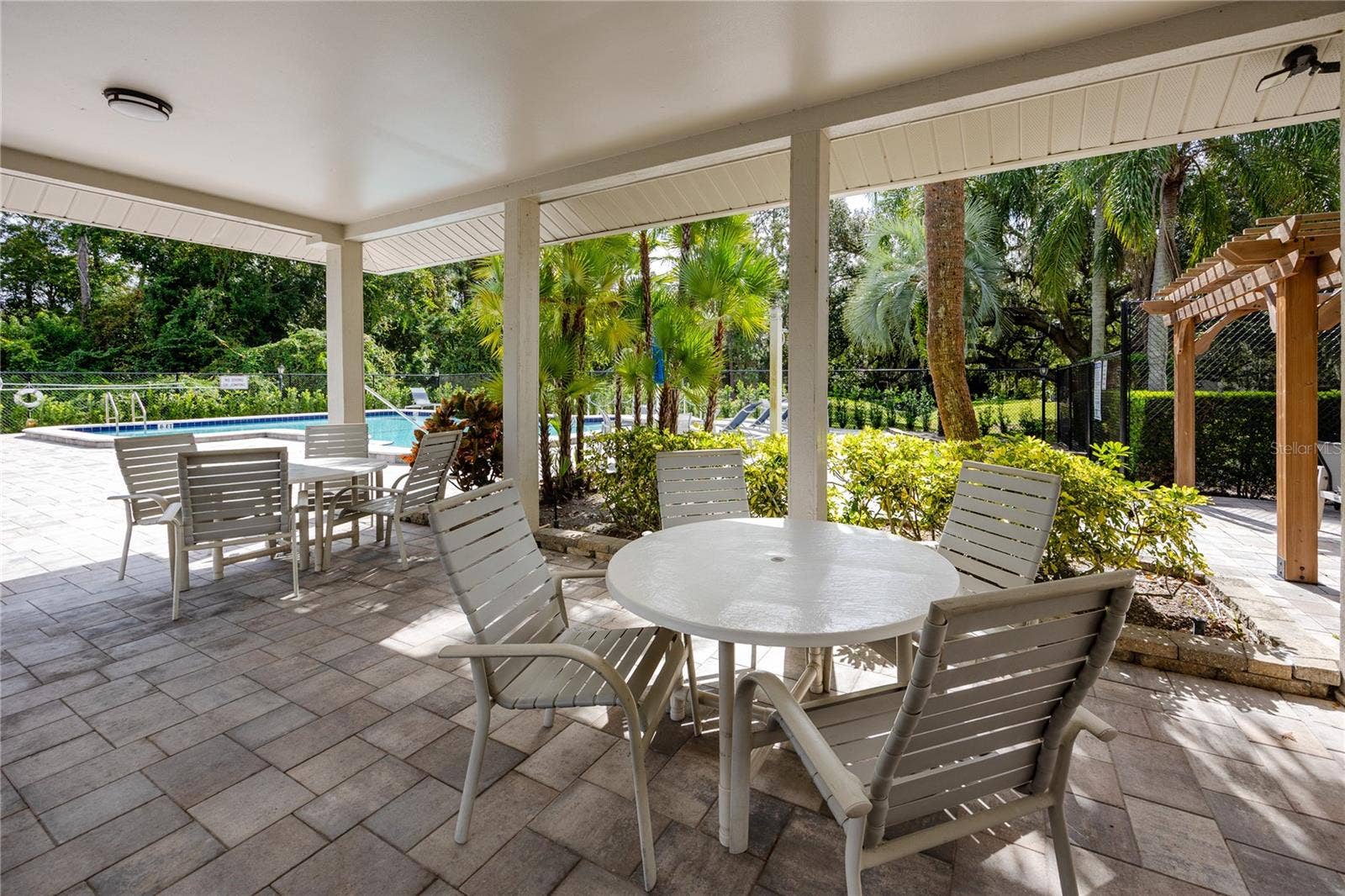 340 BUCKINGHAM PLACE, Palm Harbor, FL 34684 340 BUCKINGHAM PLACE, Palm Harbor, FL 34684