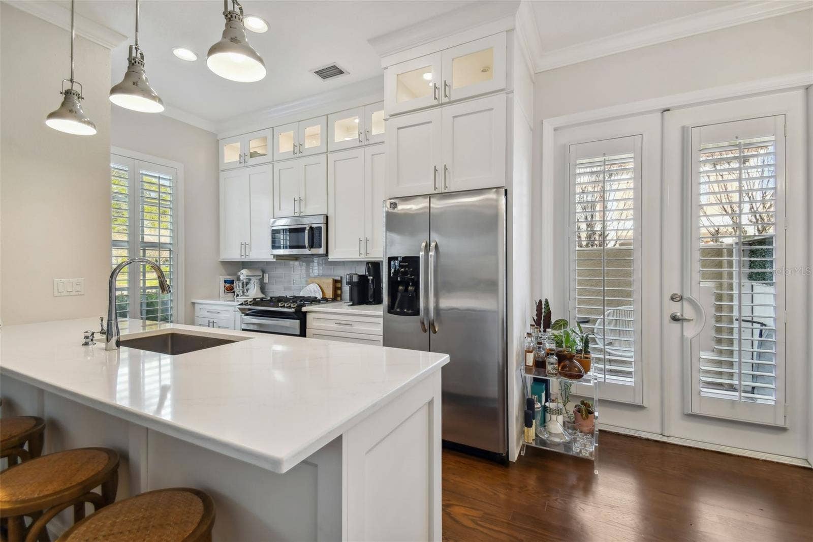 1001 EDISON PARK COURT, Tampa, FL 33606 1001 EDISON PARK COURT, Tampa, FL 33606