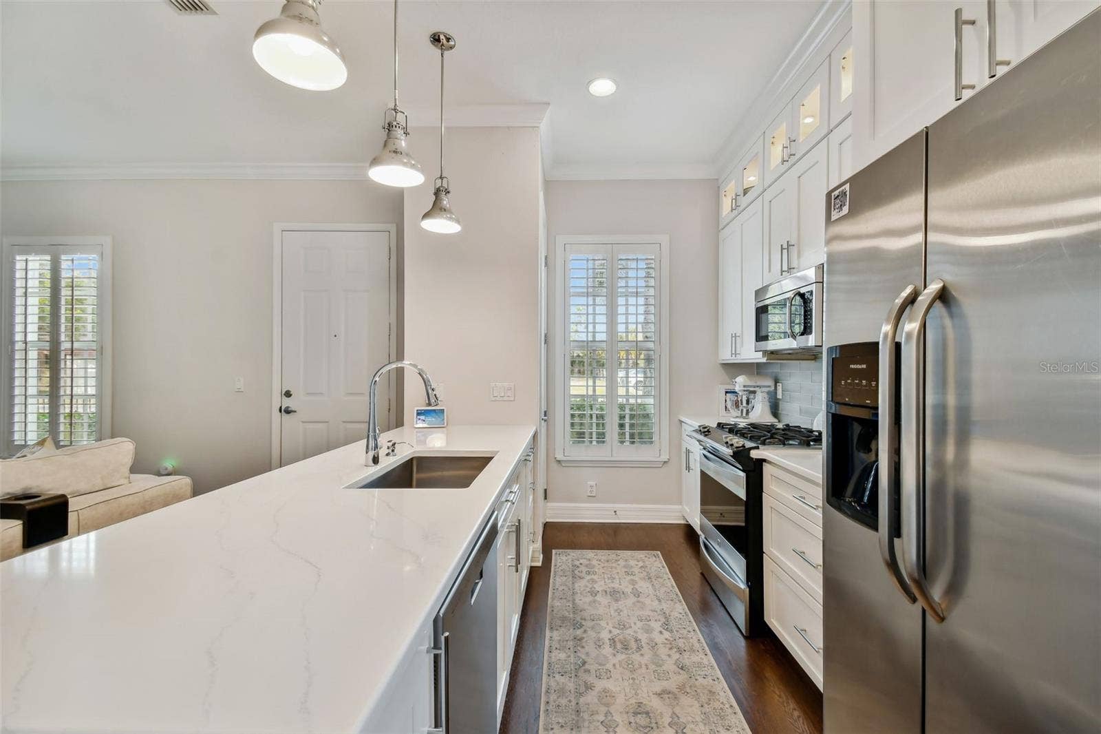 1001 EDISON PARK COURT, Tampa, FL 33606 1001 EDISON PARK COURT, Tampa, FL 33606