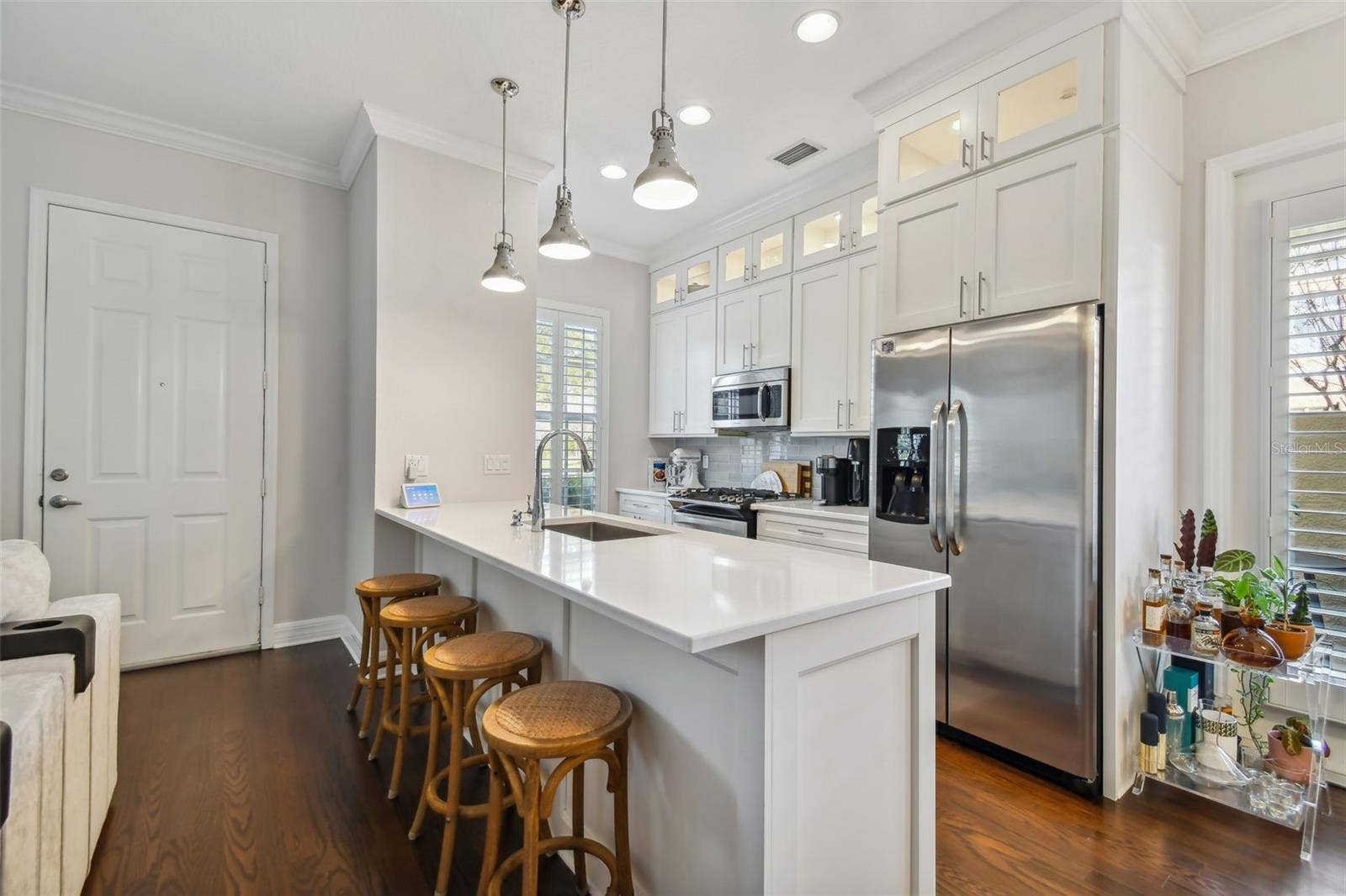 1001 EDISON PARK COURT, Tampa, FL 33606 1001 EDISON PARK COURT, Tampa, FL 33606