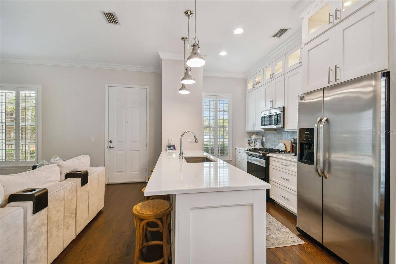 1001 EDISON PARK COURT, Tampa, FL 33606 1001 EDISON PARK COURT, Tampa, FL 33606