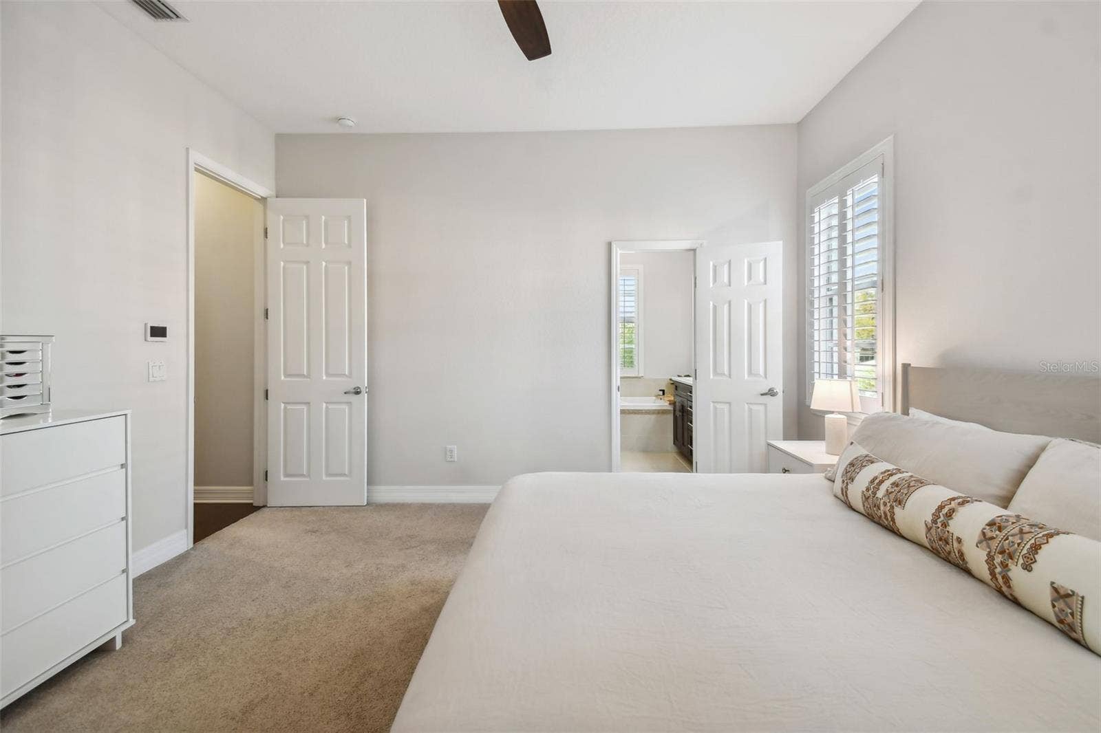 1001 EDISON PARK COURT, Tampa, FL 33606 1001 EDISON PARK COURT, Tampa, FL 33606