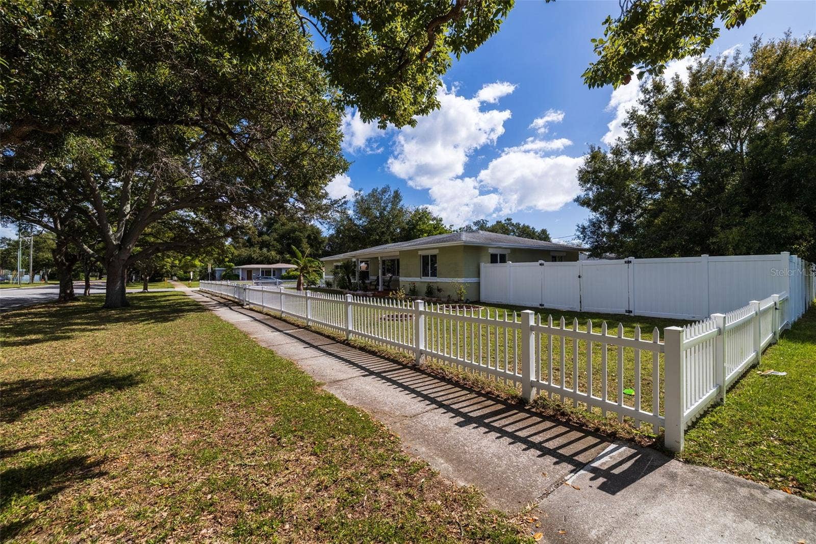 1825 CLEVELAND STREET, Clearwater, FL 33765