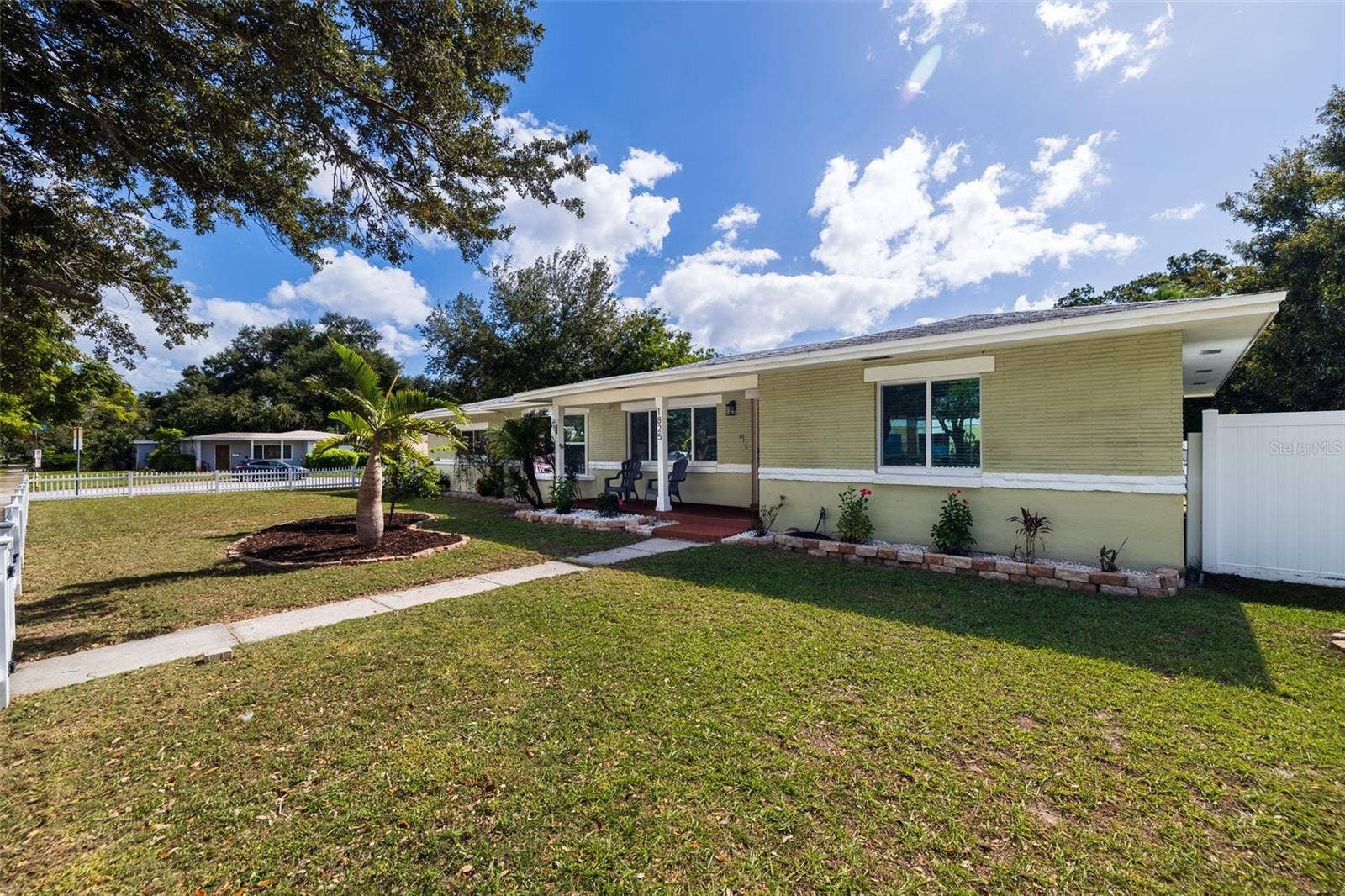 1825 CLEVELAND STREET, Clearwater, FL 33765