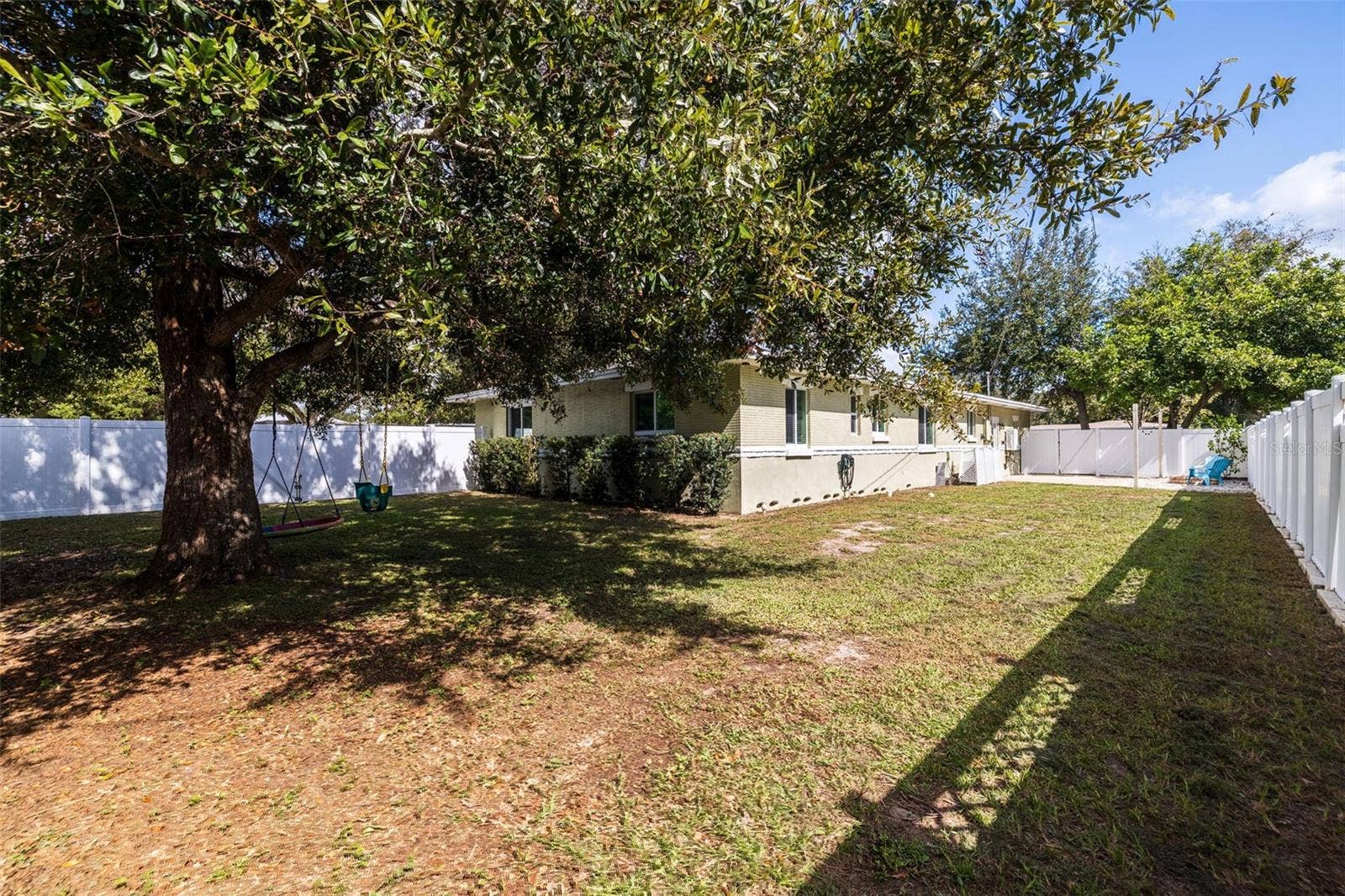 1825 CLEVELAND STREET, Clearwater, FL 33765