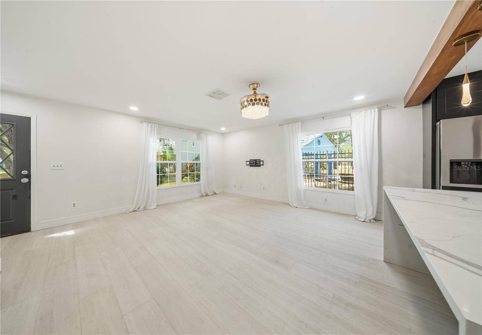 935 HAMILTON COURT, Palm Harbor, FL 34683 935 HAMILTON COURT, Palm Harbor, FL 34683