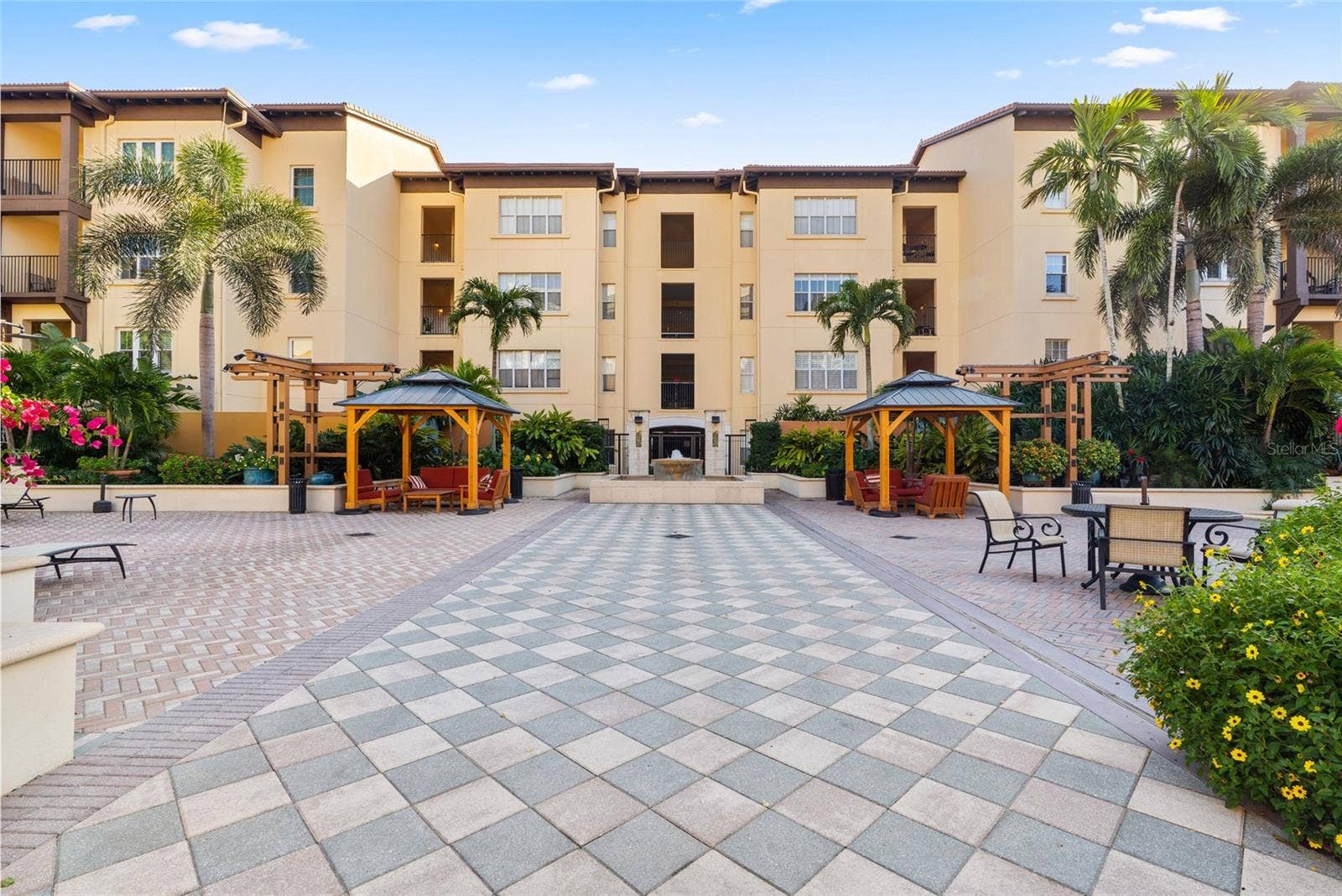 100 4TH AVENUE S, #115, St Petersburg, FL 33701 100 4TH AVENUE S, #115, St Petersburg, FL 33701