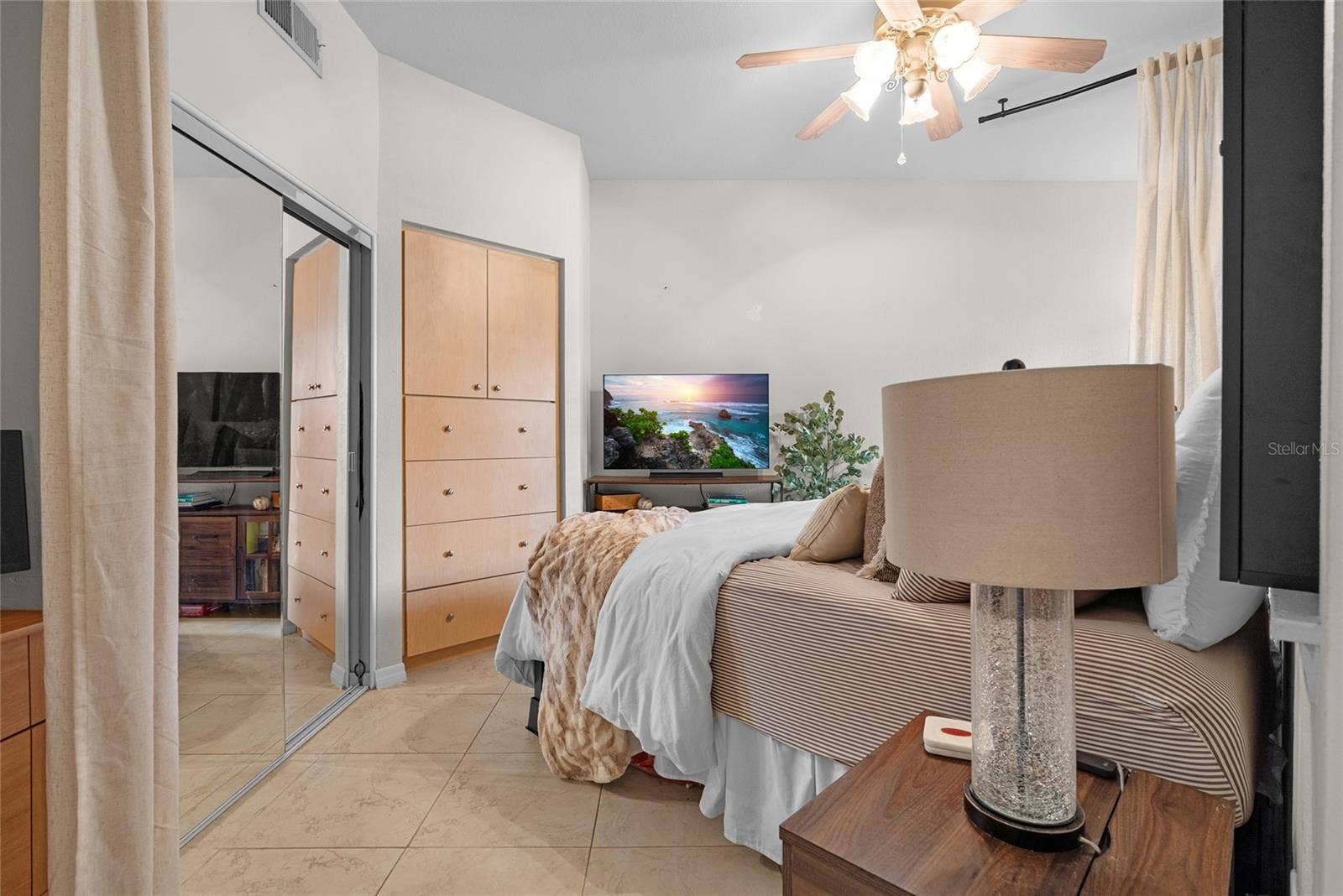 100 4TH AVENUE S, #115, St Petersburg, FL 33701 100 4TH AVENUE S, #115, St Petersburg, FL 33701