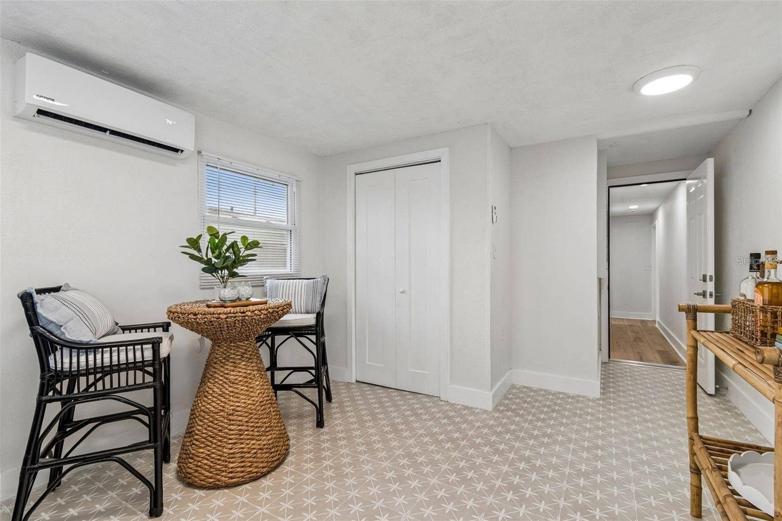 403 DRIFTWOOD DRIVE W, Palm Harbor, FL 34683 403 DRIFTWOOD DRIVE W, Palm Harbor, FL 34683