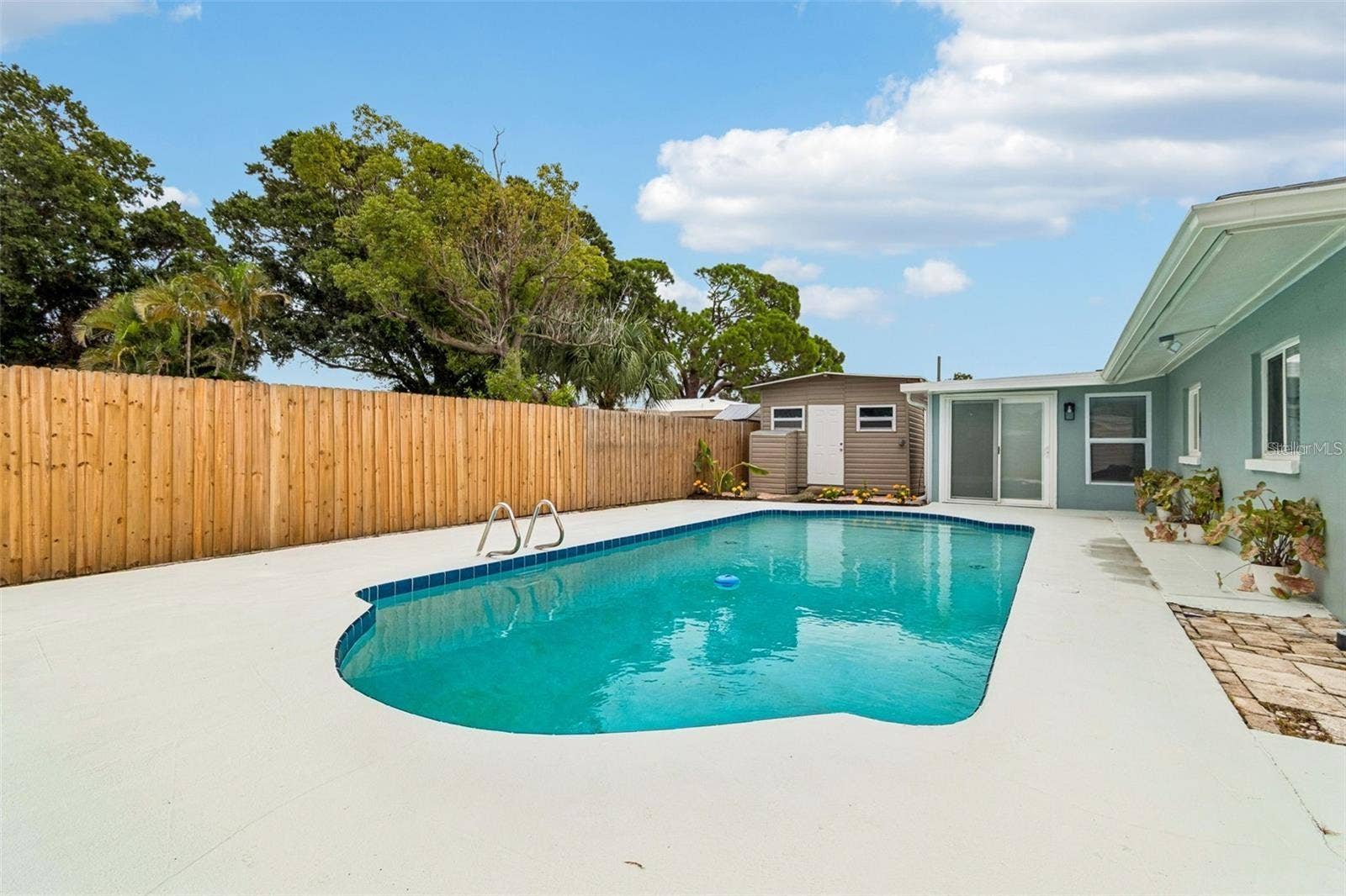 403 DRIFTWOOD DRIVE W, Palm Harbor, FL 34683 403 DRIFTWOOD DRIVE W, Palm Harbor, FL 34683