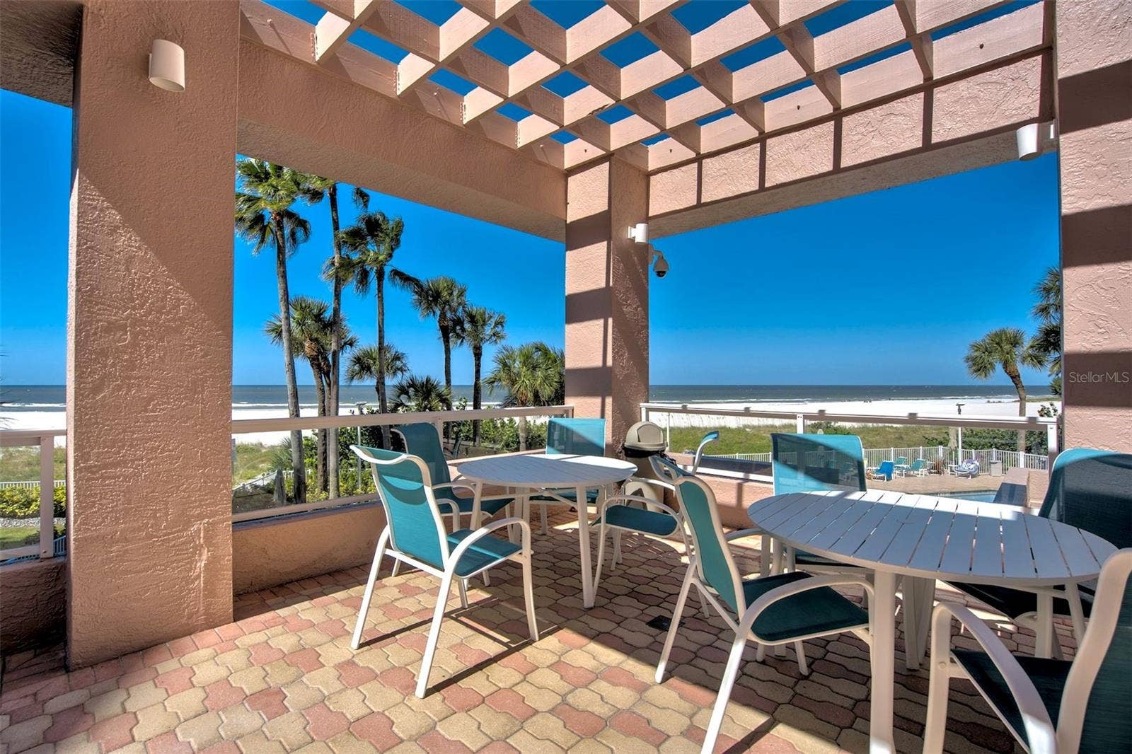 1340 GULF BOULEVARD, #10A, Clearwater, FL 33767 Pool deck