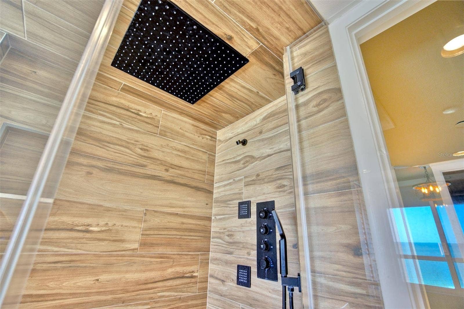 1340 GULF BOULEVARD, #10A, Clearwater, FL 33767 Primary shower