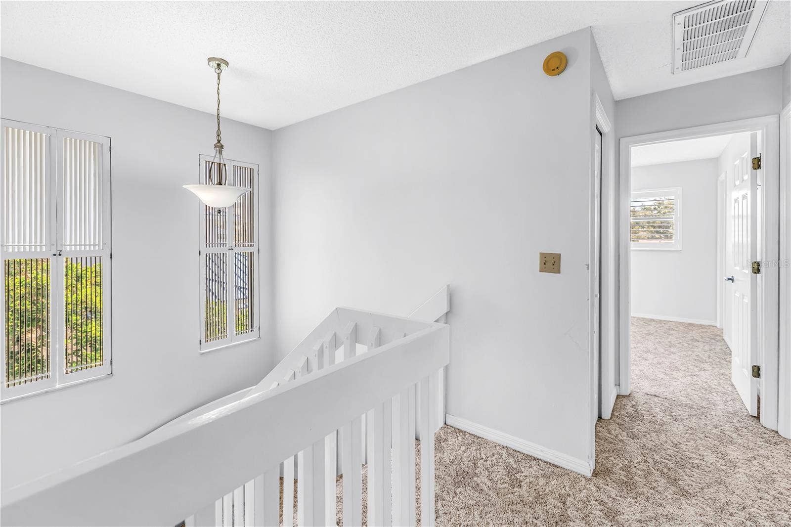 1609 WATERMARK CIRCLE NE, St Petersburg, FL 33702 1609 WATERMARK CIRCLE NE, St Petersburg, FL 33702
