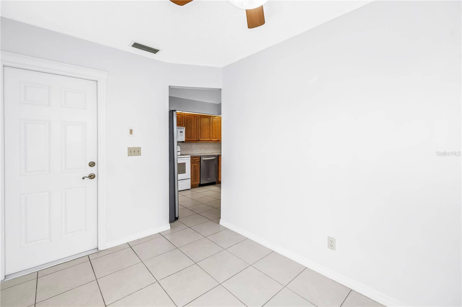 1609 WATERMARK CIRCLE NE, St Petersburg, FL 33702 1609 WATERMARK CIRCLE NE, St Petersburg, FL 33702