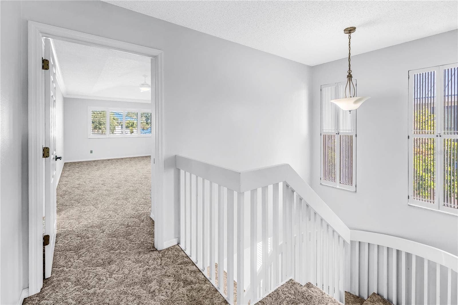 1609 WATERMARK CIRCLE NE, St Petersburg, FL 33702 1609 WATERMARK CIRCLE NE, St Petersburg, FL 33702