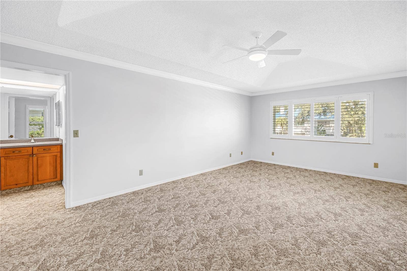 1609 WATERMARK CIRCLE NE, St Petersburg, FL 33702 1609 WATERMARK CIRCLE NE, St Petersburg, FL 33702