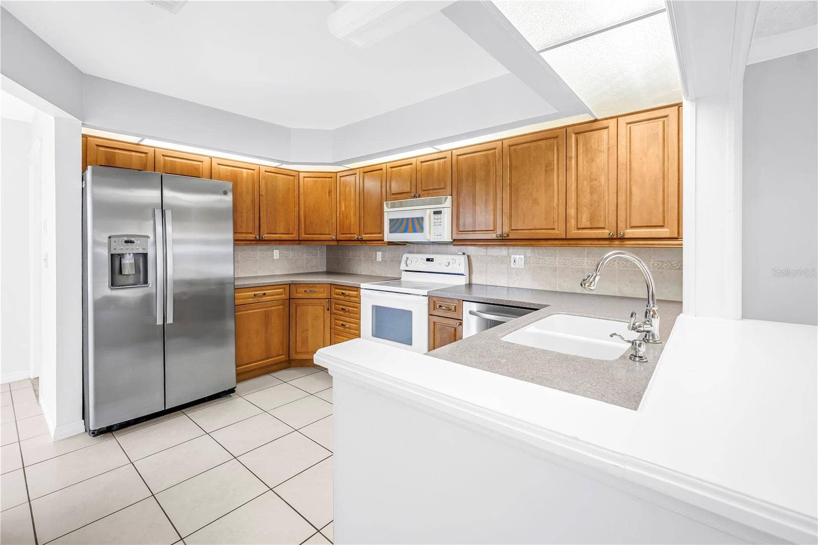 1609 WATERMARK CIRCLE NE, St Petersburg, FL 33702 1609 WATERMARK CIRCLE NE, St Petersburg, FL 33702