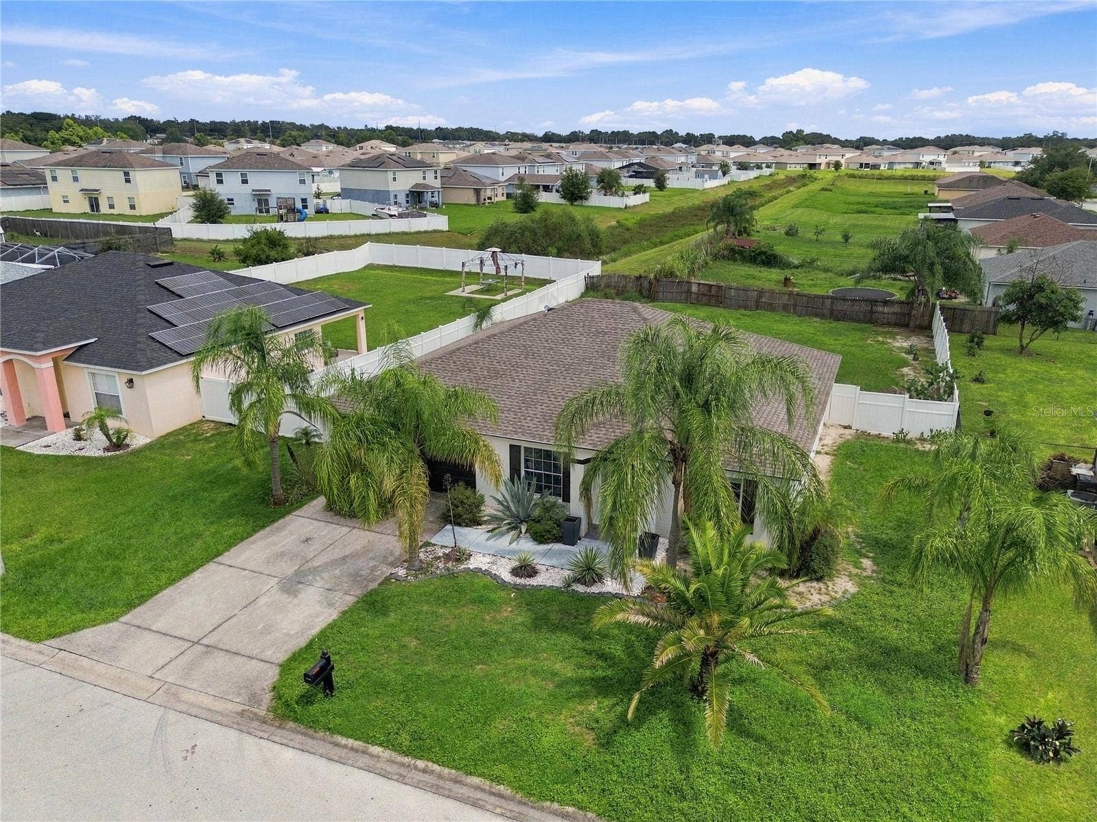 376 LAKE ELOISE POINTE DRIVE, Winter Haven, FL 33880 376 LAKE ELOISE POINTE DRIVE, Winter Haven, FL 33880