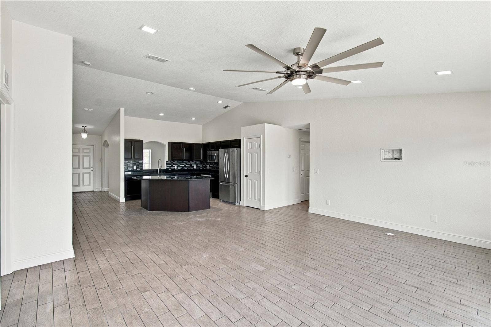 376 LAKE ELOISE POINTE DRIVE, Winter Haven, FL 33880 376 LAKE ELOISE POINTE DRIVE, Winter Haven, FL 33880