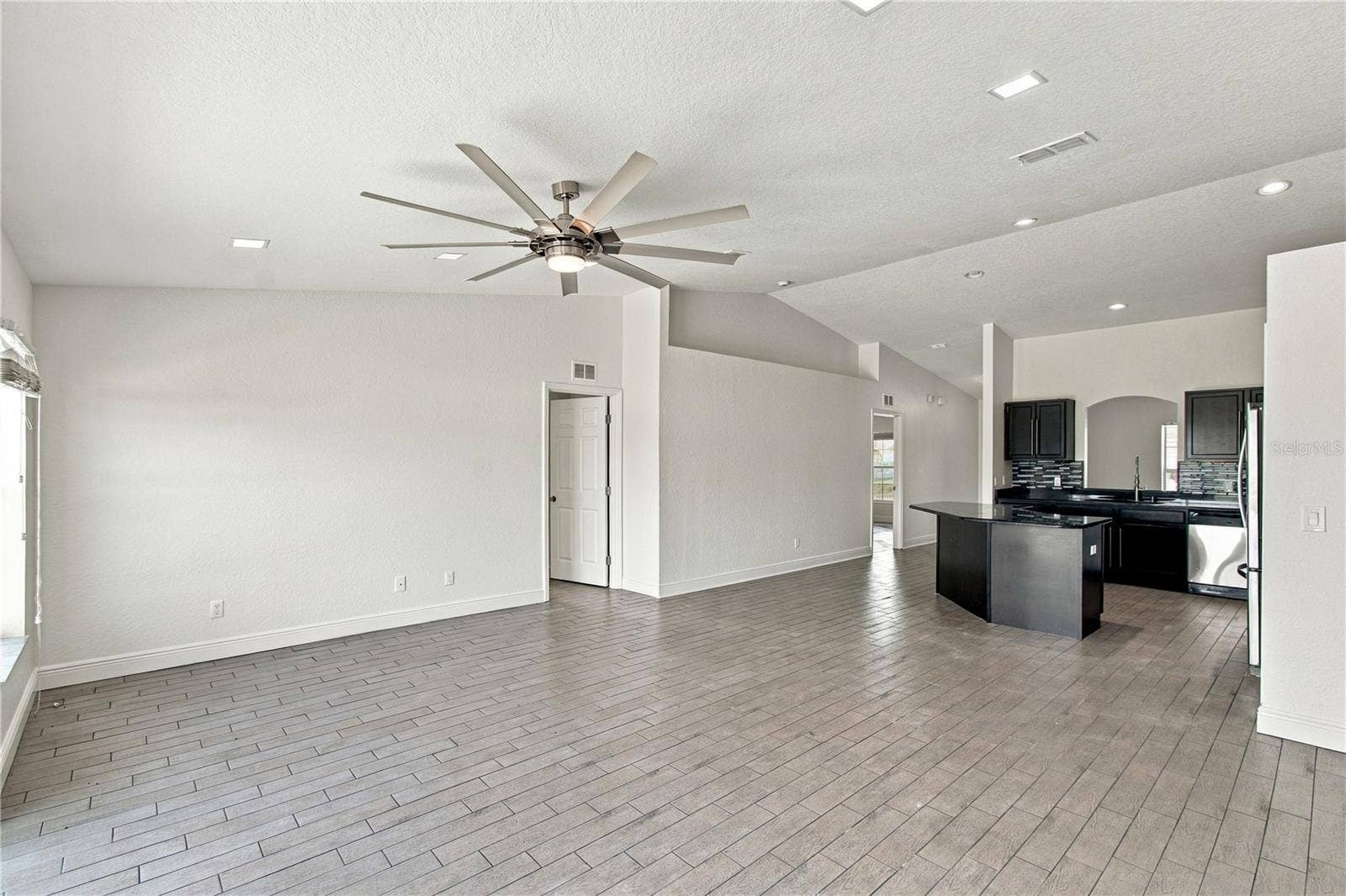376 LAKE ELOISE POINTE DRIVE, Winter Haven, FL 33880 376 LAKE ELOISE POINTE DRIVE, Winter Haven, FL 33880
