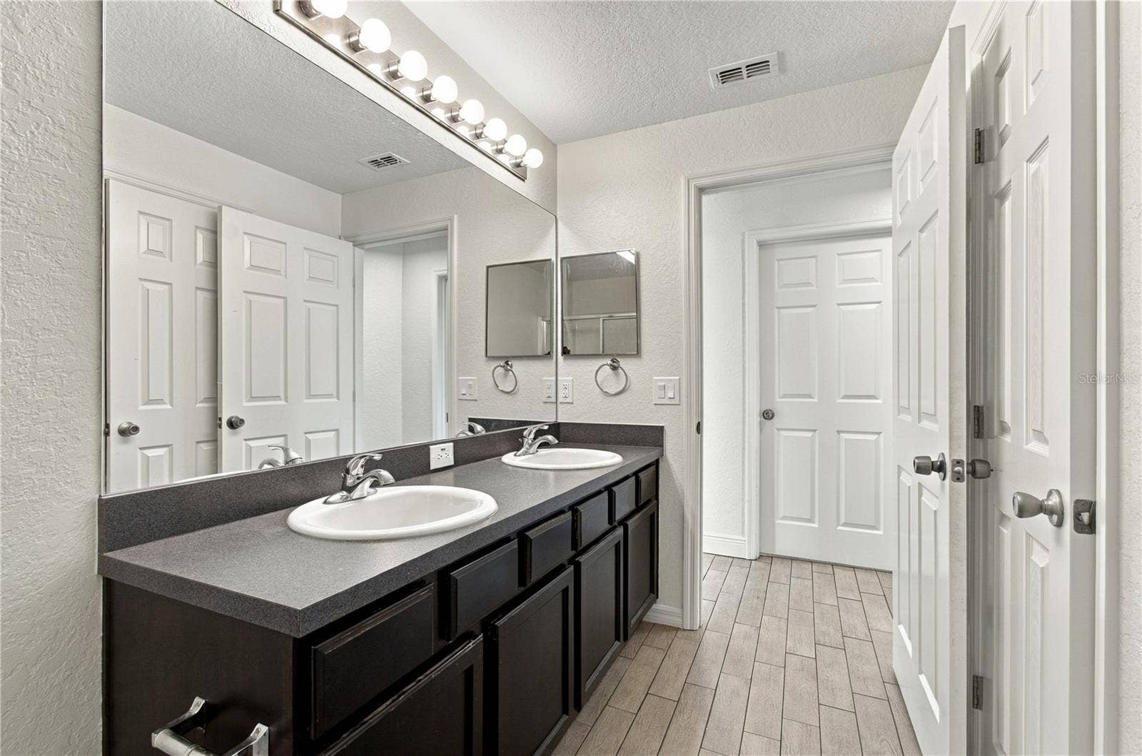 376 LAKE ELOISE POINTE DRIVE, Winter Haven, FL 33880 376 LAKE ELOISE POINTE DRIVE, Winter Haven, FL 33880
