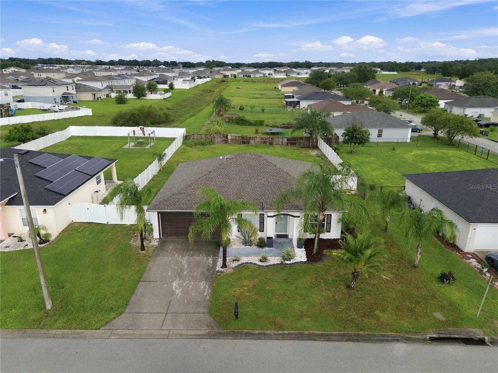 376 LAKE ELOISE POINTE DRIVE, Winter Haven, FL 33880 376 LAKE ELOISE POINTE DRIVE, Winter Haven, FL 33880