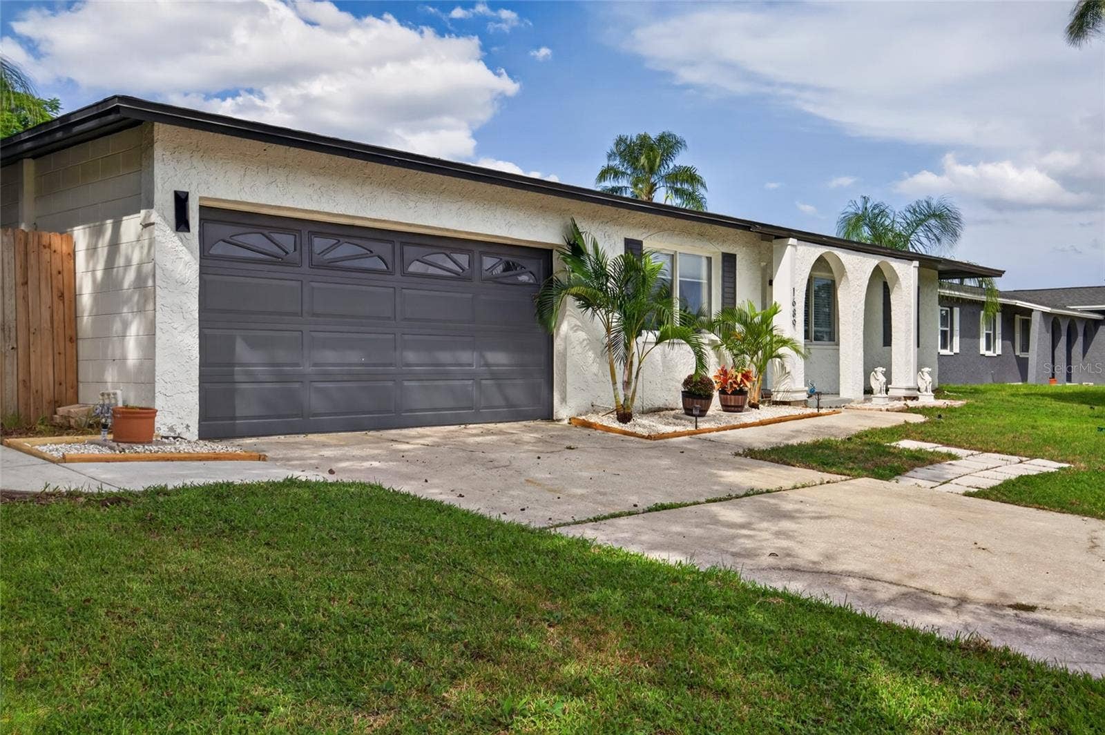 1689 PENNSYLVANIA AVENUE NE, St Petersburg, FL 33703 1689 PENNSYLVANIA AVENUE NE, St Petersburg, FL 33703