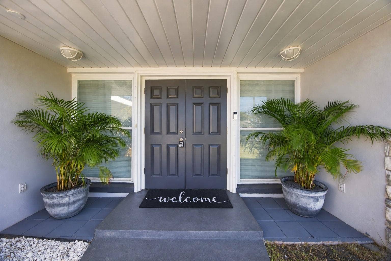 1721 HARBOR CIRCLE W, Largo, FL 33770
